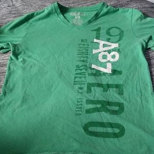 Aeropostale med. V neck